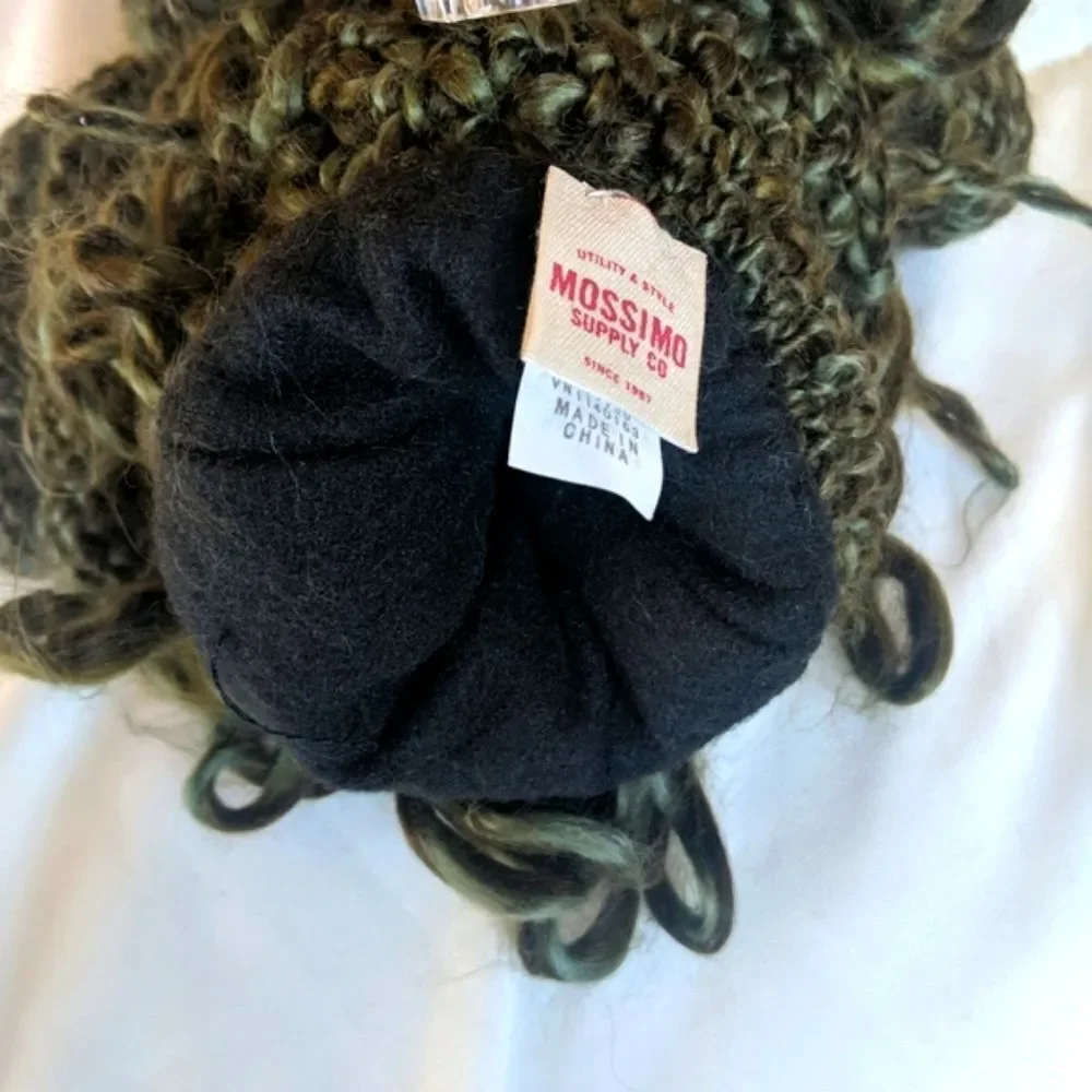 Mossimo Hat and Mitten Set